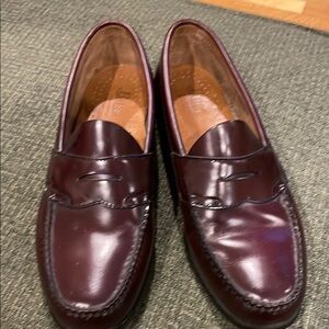 Bass Weejuns Classic Dark Burgandy/Brown Leather Loafers (sz 8 1/2)
